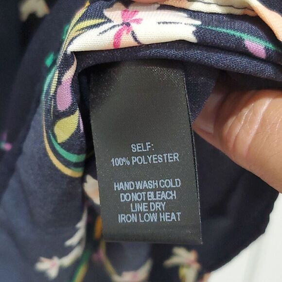 Lulus  Womans Floral/Navy Blue shift dress, Size Large - Picture 6 of 7